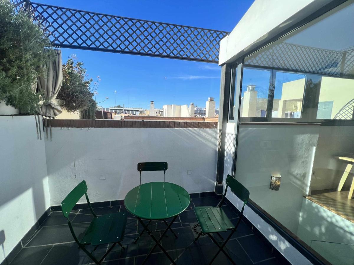 Atico San Bernardo Terraza Y Parking Incluido Lägenhet Sevilla Exteriör bild